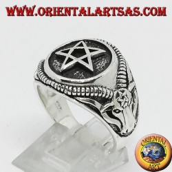 Anillo de plata con pentáculo y Bafometto (el frijol de Mendes)