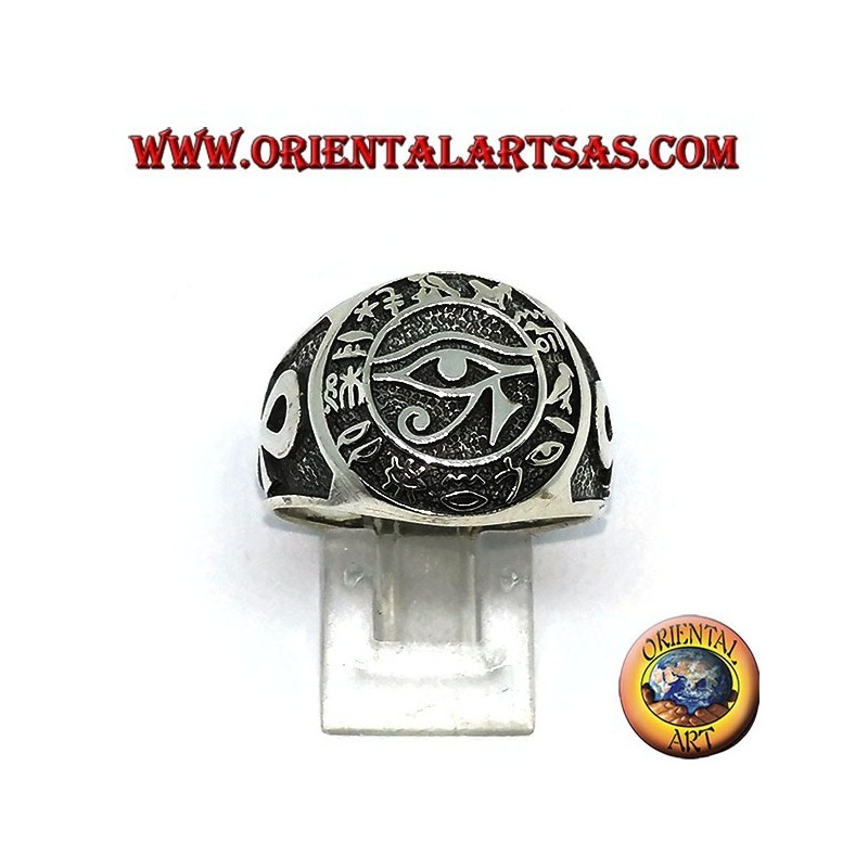 Bague en argent, oeil de Horus entouré de hiéroglyphes et ank sur les côtés