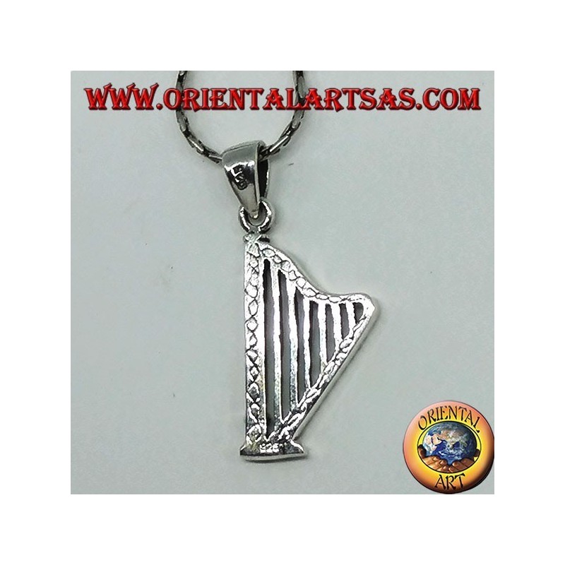 Colgante de plata, instrumento musical arpa.