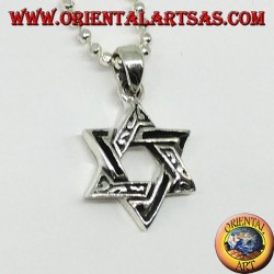 Colgante en plata, estrella de david (estrella de seis puntas) de espesor.