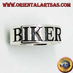 Bague en argent avec gravure BIKER