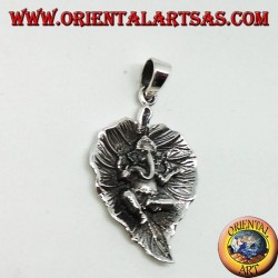 Pendentif en argent, Ganesha sur la feuille