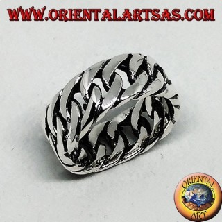 Anillo de plata, cadena rígida.