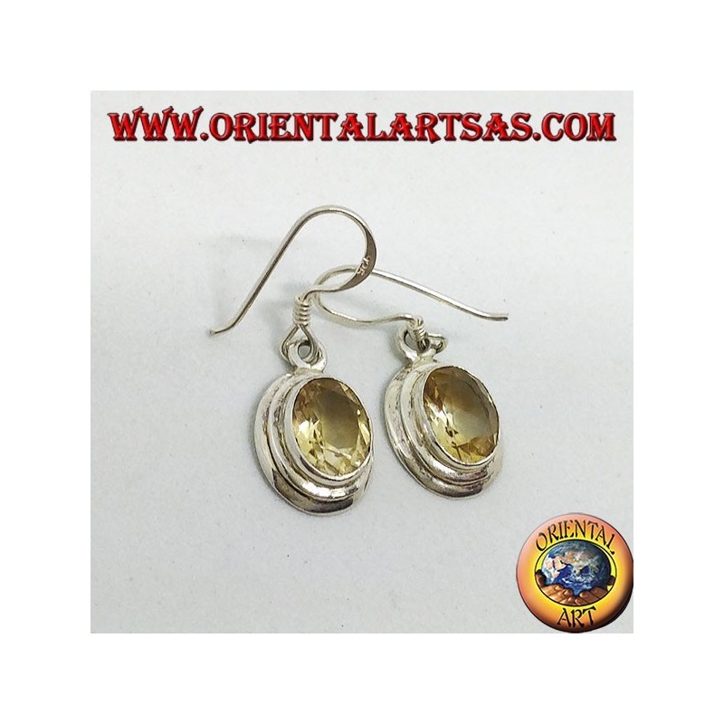 Boucles d'oreilles en argent avec topaze naturelle ovale à facettes