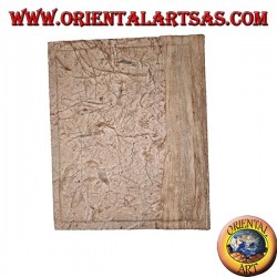 Álbum de fotos en corteza de árbol con bajorrelieve de pétalos, 20 cm.