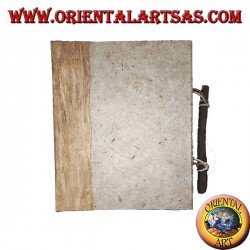 Photo album in tree bark and flower petals with clasp, 20 cm