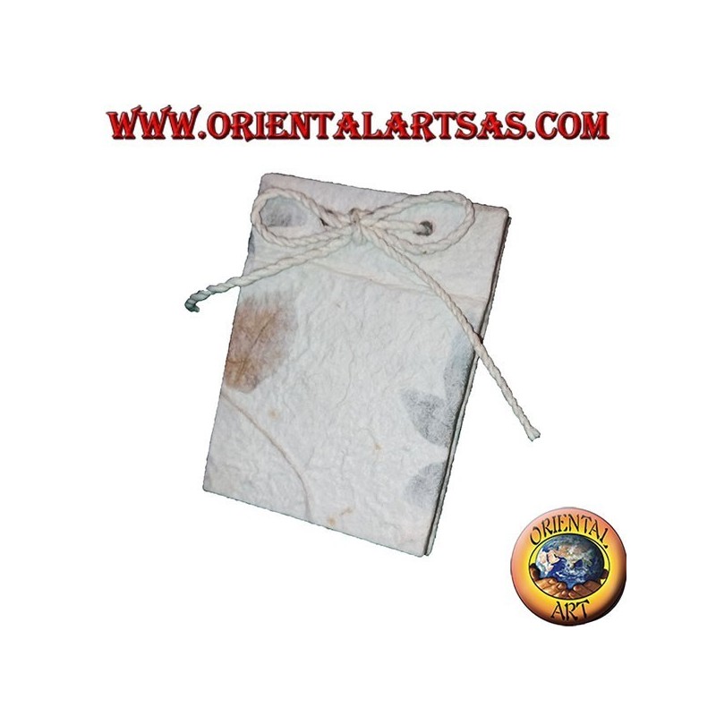 Notebook in rice paper and flower petals with vertical opening, 10 cm