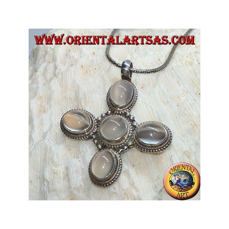 Pendentif croix en argent avec cinq belles pierres de lune (adularia)