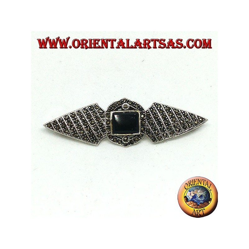 Silver brooch with marcasites and rectangular onyx