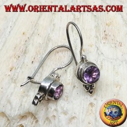 Boucles d'oreilles en argent avec améthyste ronde avec trio de boules en argent