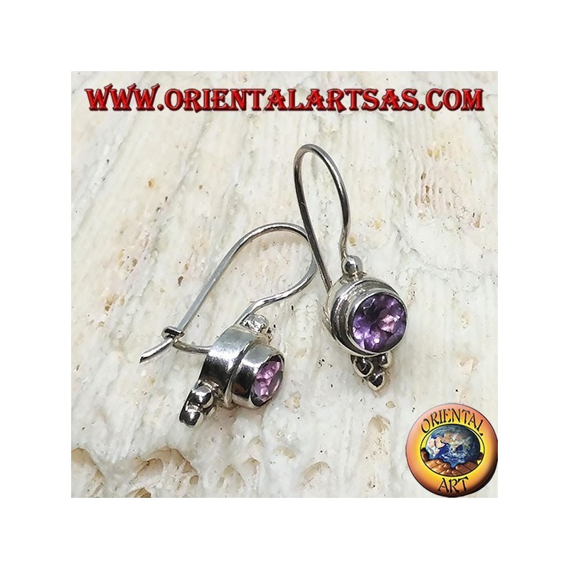 Silberohrringe mit rundem Amethyst mit drei Kugeln aus Silber