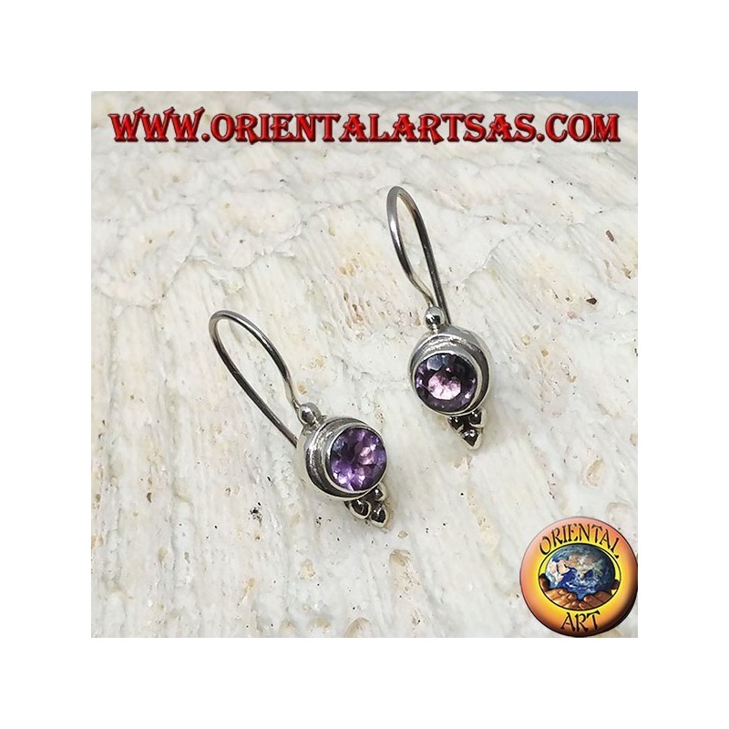 Silberohrringe mit rundem Amethyst mit drei Kugeln aus Silber