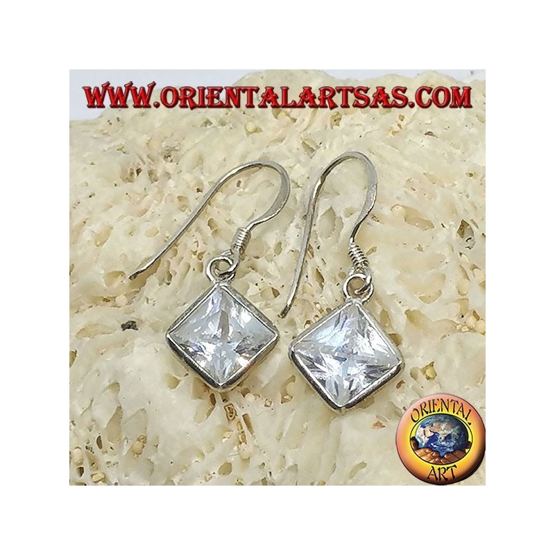 Pendientes de plata con circonitas rombo.