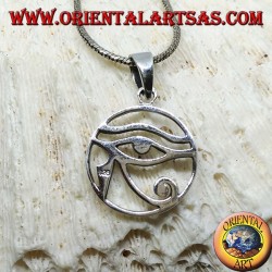 Colgante de plata, ojo de Horus liso en el círculo.