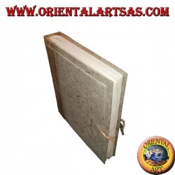 Photo album in tree bark with closure, 27 cm