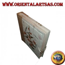 Álbum de fotos en papel de arroz con pétalos de flores y bordados, 27 cm.