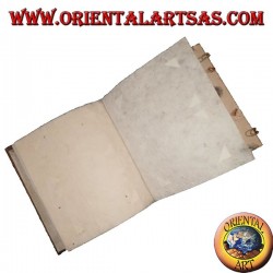 Álbum de fotos en papel de arroz y corteza con cierre de caja, 27 cm.