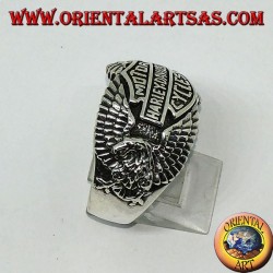 Anillo de plata con el logo de Harley Davidson entre las águilas.