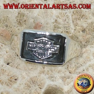 Anillo de plata Harley Davidson bajo relieve.