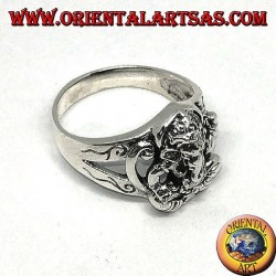 Anillo de plata con Ganesh sentado con seis decoraciones de anillo laterales