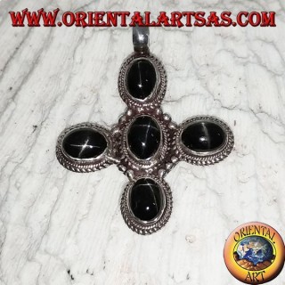 Silver pendant with 5 oval shaped black star (Diopside)