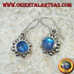 Pendientes de plata con labradorita azul redonda.