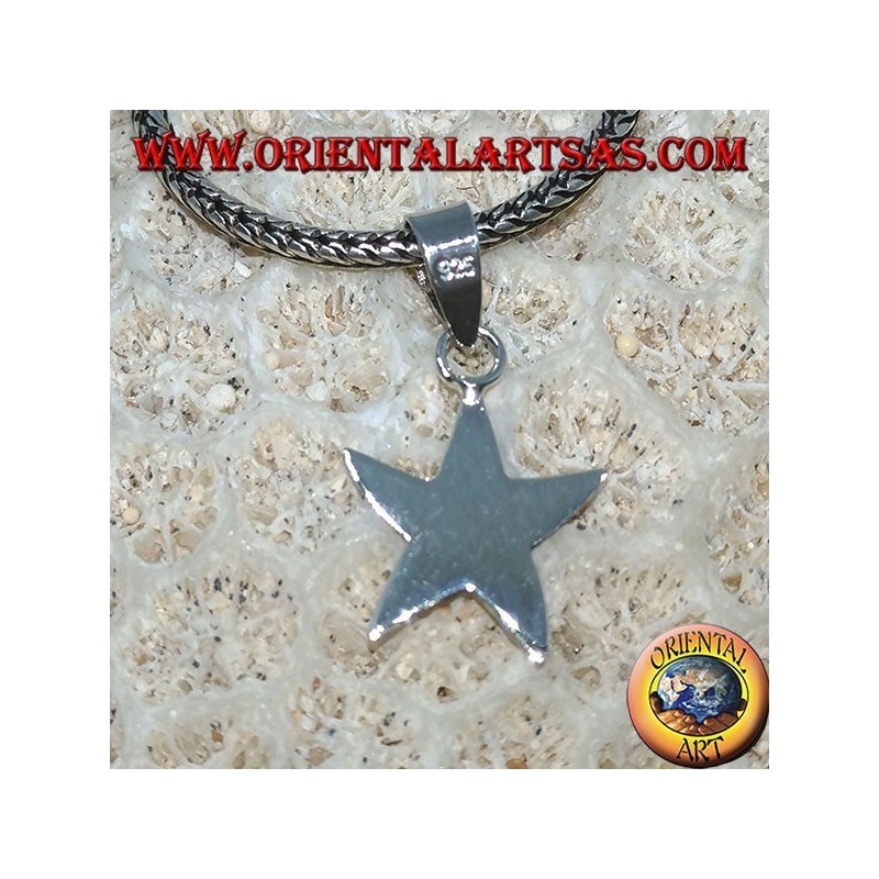 Ciondolo in argento semplice a forma di stella piccola