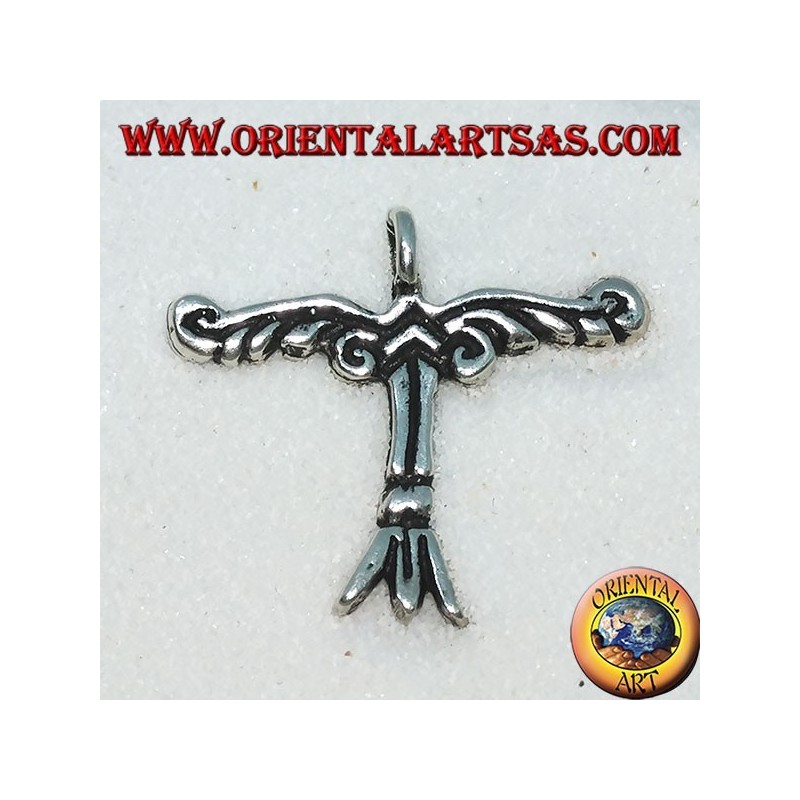 Colgante de plata, Irminsul es un símbolo del cielo, la tierra y el inframundo.
