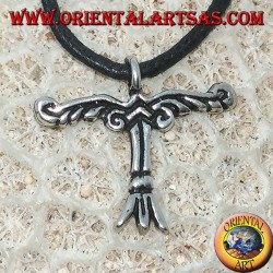 Colgante de plata, Irminsul es un símbolo del cielo, la tierra y el inframundo.