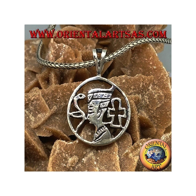 Pendentif en argent Néfertiti la reine égyptienne de la dix-huitième dynastie