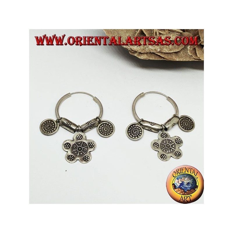 Orecchini in argento a cerchio tribali (Karen) con pendenti
