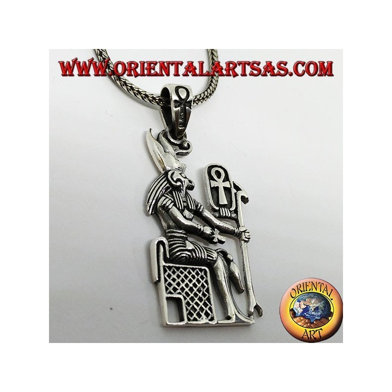 Pendentif en argent du dieu Horus assis sur le trône