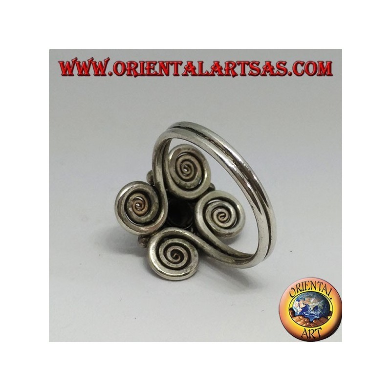 Silver ring with round onyx and 4 spirals around