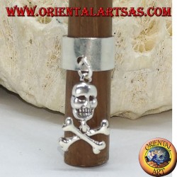 Ear Cuff en banda plateada con calavera colgante