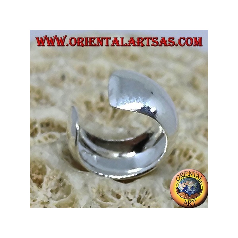 Ear Cuff Earring in silver with smooth rounded band