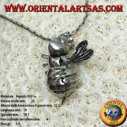 Pendant in silver bee queen mobile moves head and wings