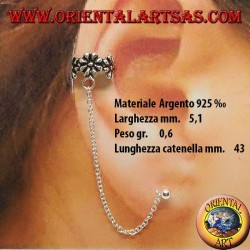 Orecchino Ear Cuff con catenella in argento, fiorellini