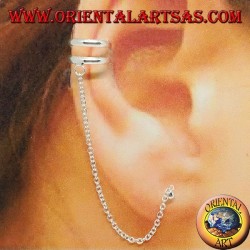 Pendiente Ear Cuff con cadena de plata, con dos círculos.
