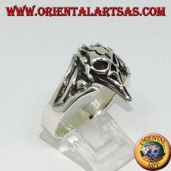 Silberring mit dem Krähenschädel