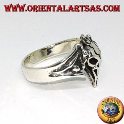Silver ring with the crow's skull
