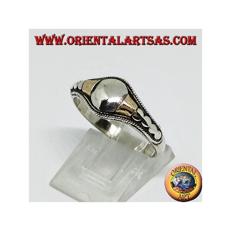 Handgearbeiteter Silberring mit 14 Karatgold-Einlagen