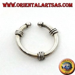 Ear Cuff en plata, pendiente de aro trabajado con tres espirales
