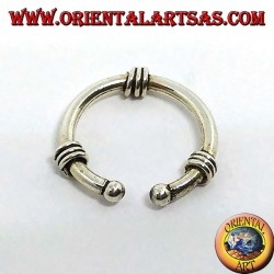 Ear Cuff en plata, pendiente de aro trabajado con tres espirales