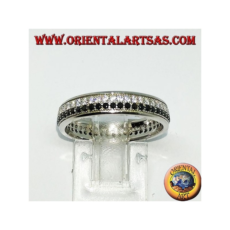 Ring aus Silber mit zwei Reihen Zirkonia, einer aus weißen Zirkonen und einer aus schwarzen Zirkonen