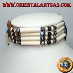 Collier ras de cou amérindien en os et perles marbrées noires et bleues