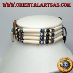 Indianische Choker-Halskette aus Knochen und schwarzen und blauen marmorierten Perlen