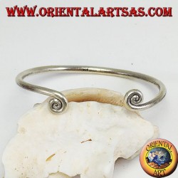 Silver wire bracelet with spitali at the end, handmade by Karen