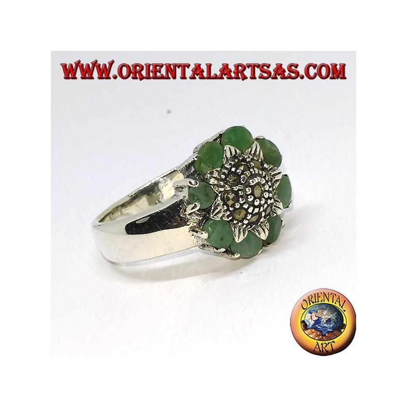 Silver ring with central flower and marcasites surrounded by 8 natural emeralds
