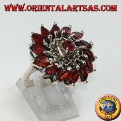 Round pinwheel ring in silver with 14 natural garnet beads