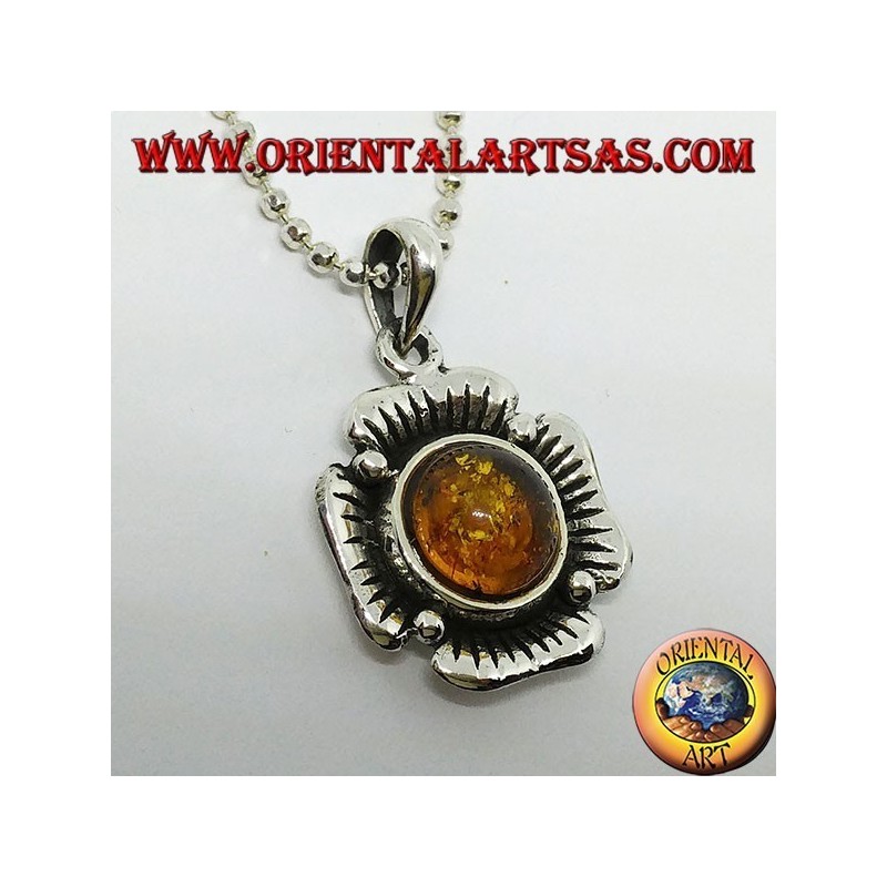 Pendentif en argent en forme de fleur avec un ambre hémisphérique central